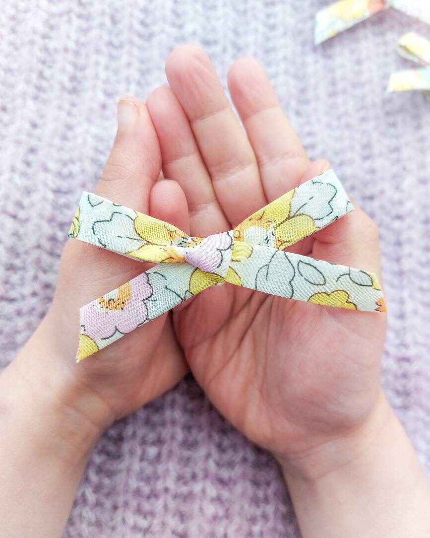 Easter Bow, Easter Gift, Easter Gift Basket, Liberty Hair Clips, Easter Hair Clips, Easter Bunny, Toddler Hair Clips, Baby Bows, Spring
