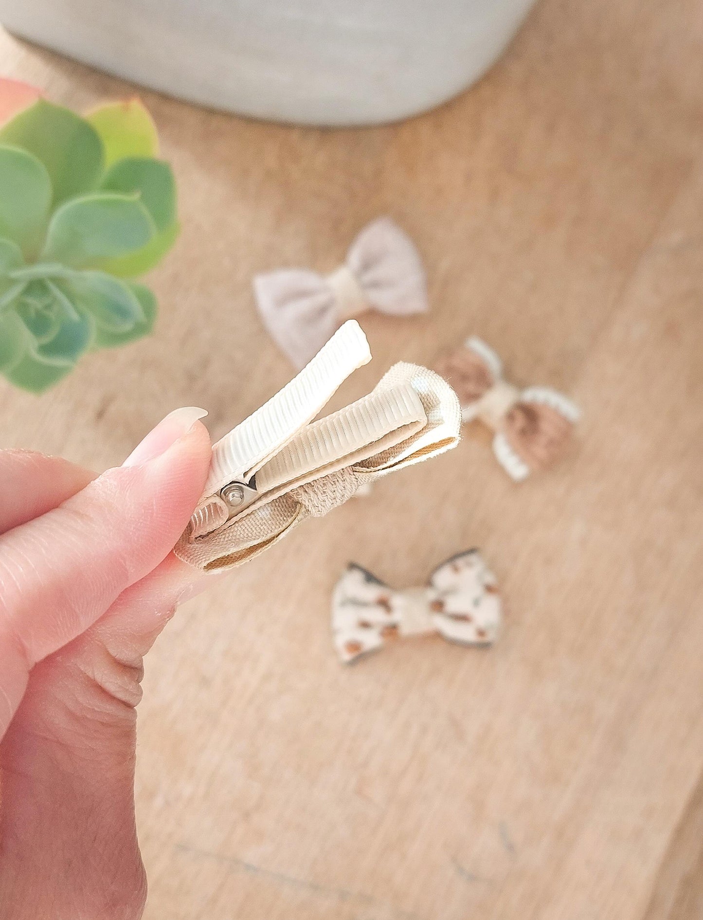 Neutral Baby Bows, Beige Bows, Fully Lined Clips, Baby Fringe Clips, First Hair Clips, Toddler Hair Clips, Gentle Hair Clips, Fully Lined