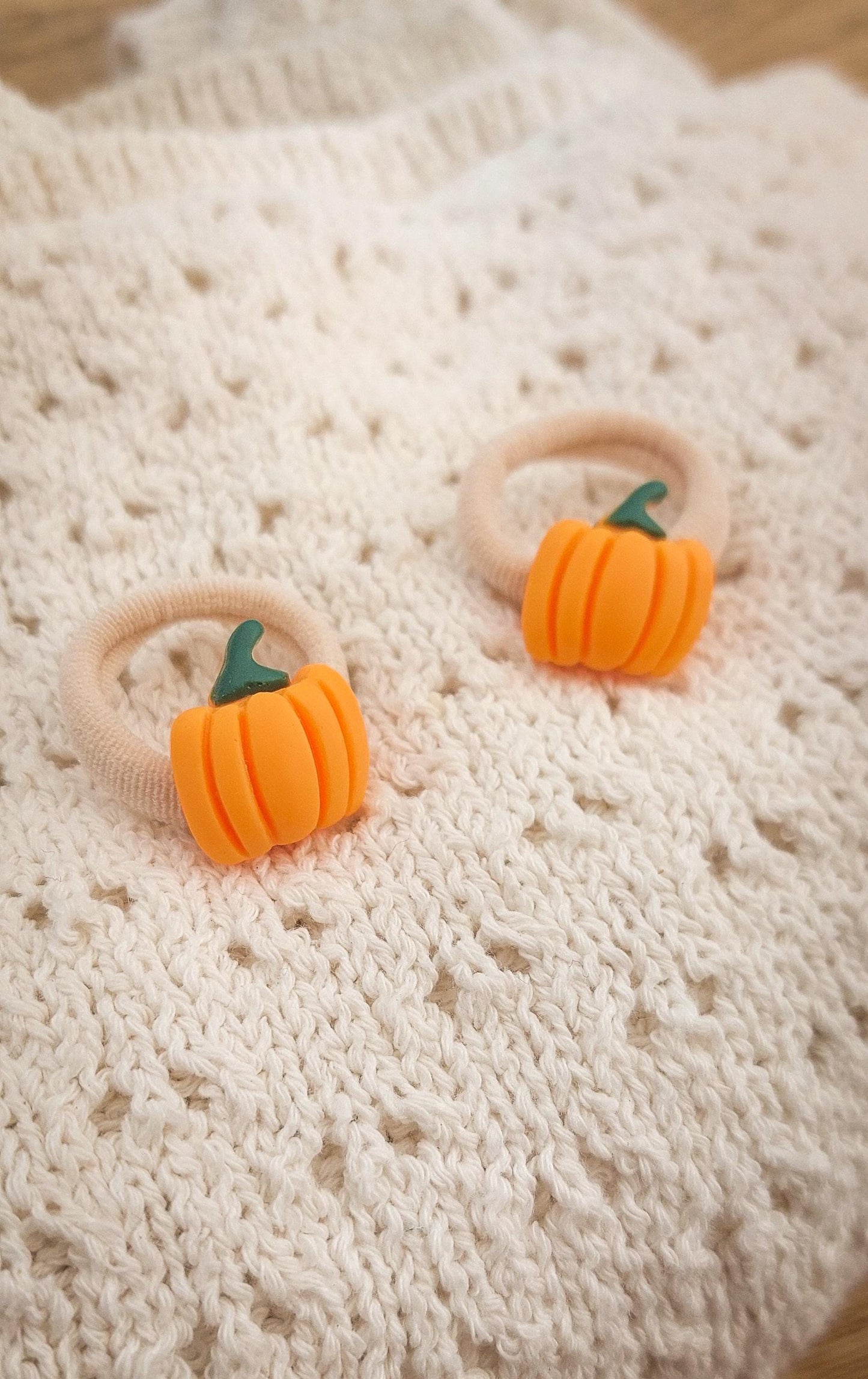 Pumpkin Hair Clips, Pumpkin Bows, Halloween Hair Clips, Baby Bows, Baby Hair Clips, Fall Girls Bows, Halloween Bows, Toddler Hair Clips