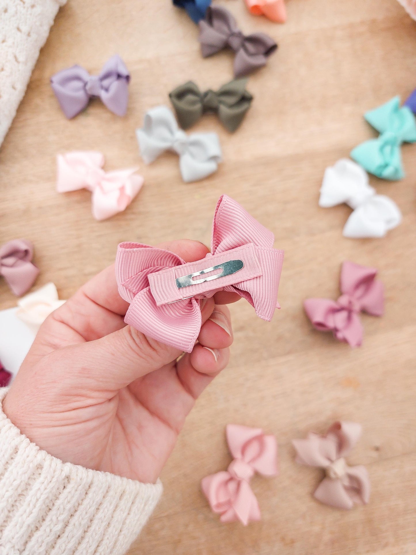 Baby Bows, Baby Hair Clips, Bow Snap Clips, Baby Fringe Clips, Medium Bows, First Hair Bows, Toddler Hair Clips, Gentle Hair Clips