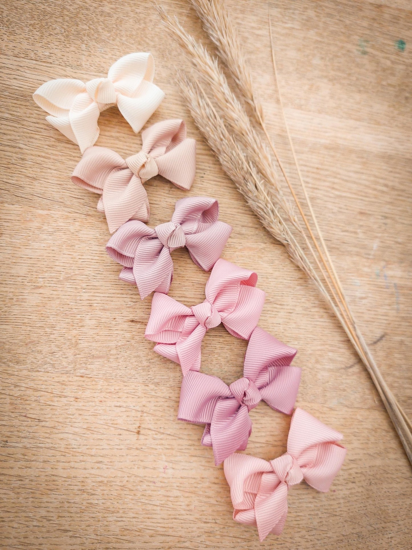 Baby Bows, Baby Hair Clips, Bow Snap Clips, Baby Fringe Clips, Medium Bows, First Hair Bows, Toddler Hair Clips, Gentle Hair Clips