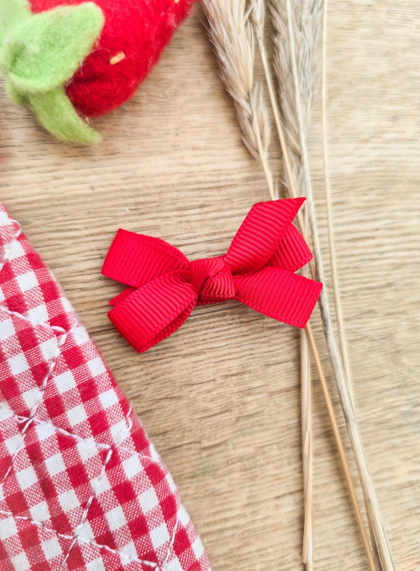 Strawberry Hair Clips, Baby Hair Clips, Red Hair Clips, Baby Snap Clips, Baby Fringe Clips, Red Baby Bow, Tiny Hair Clips, Toddler Clips
