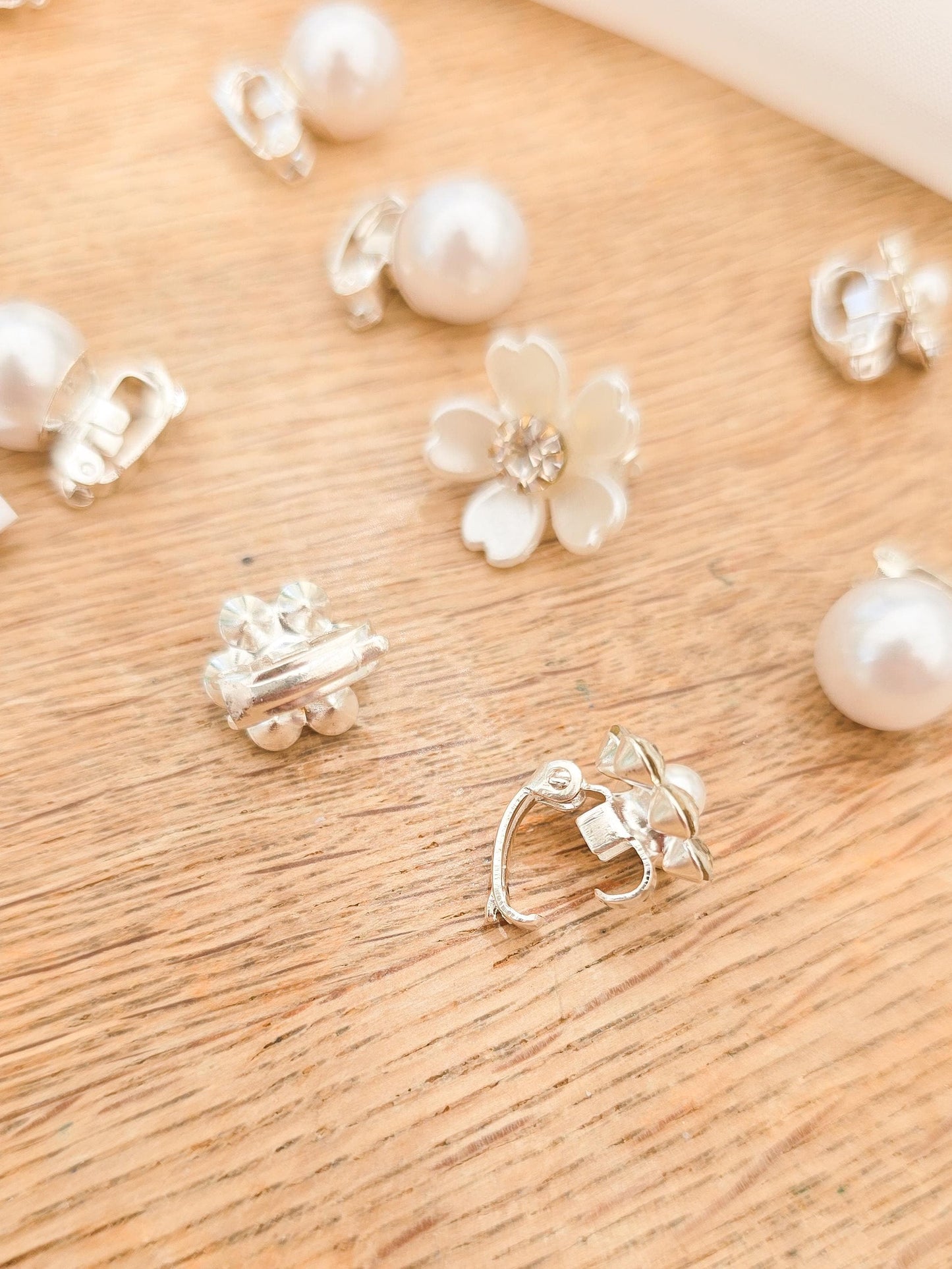 Flower Girl Hair Clips, Christening Hair Clips, Baptism Hair Clips, Flower Girl Hair Accessories, Pearl Hair Clips, Sparkly Hair Clips