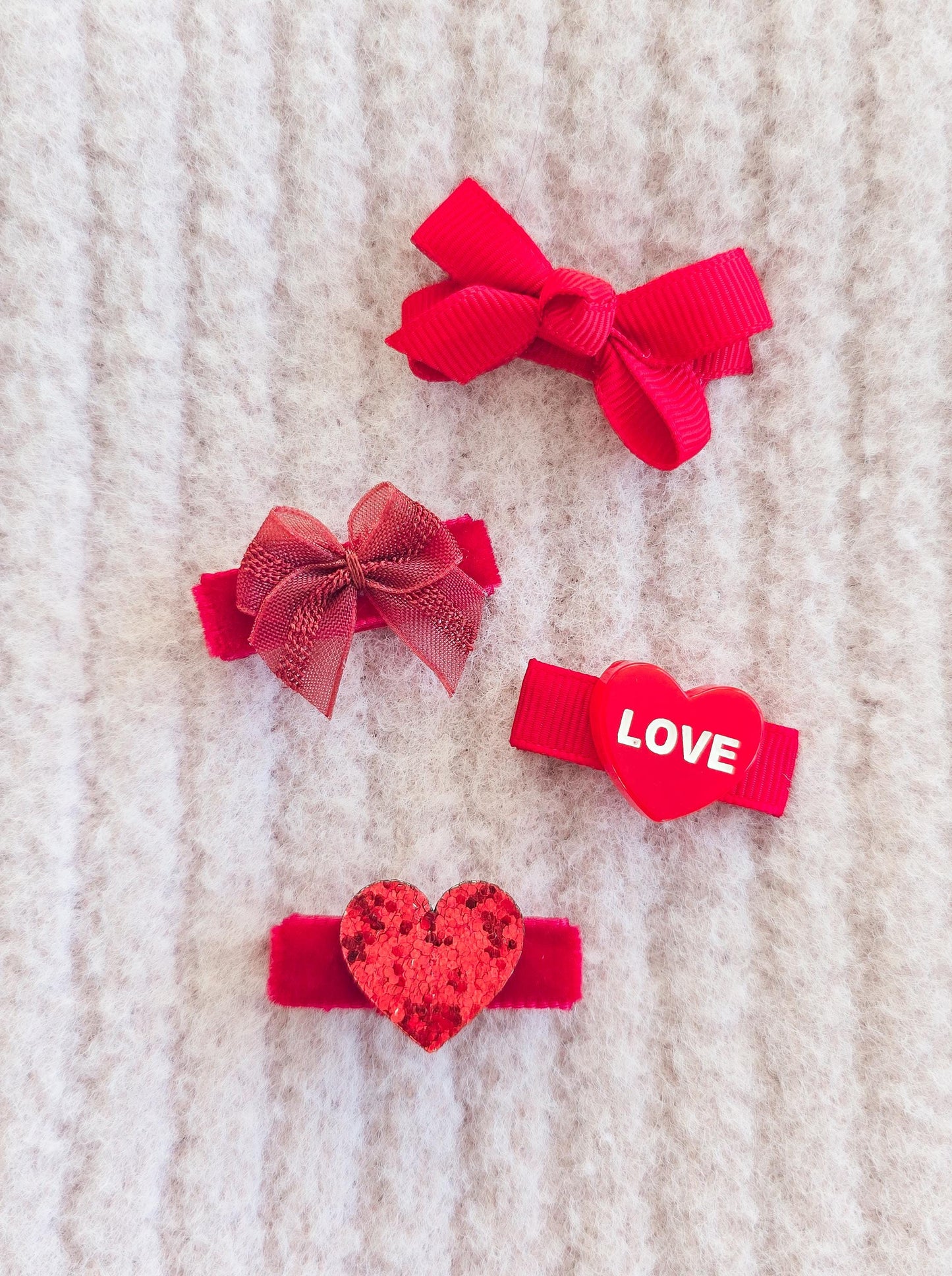 Valentines Hair Clip Set, Valentines gift for baby, Toddler Hair Clips, Baby Hair Clips, Girls Valentines Gift, Heart Hair Clips, Lovehearts