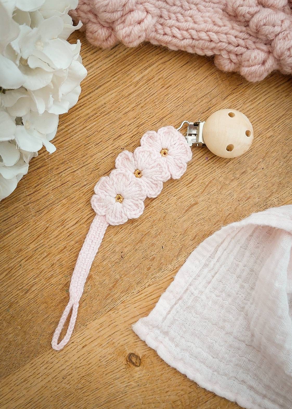 Dummy Clip, Pacifier Clip, Boho Dummy Clip, Neutral Dummy Clip, Pretty Dummy Clip, Dummy Chain, Dummy Holder, Occassion Dummy Clip, Flowers