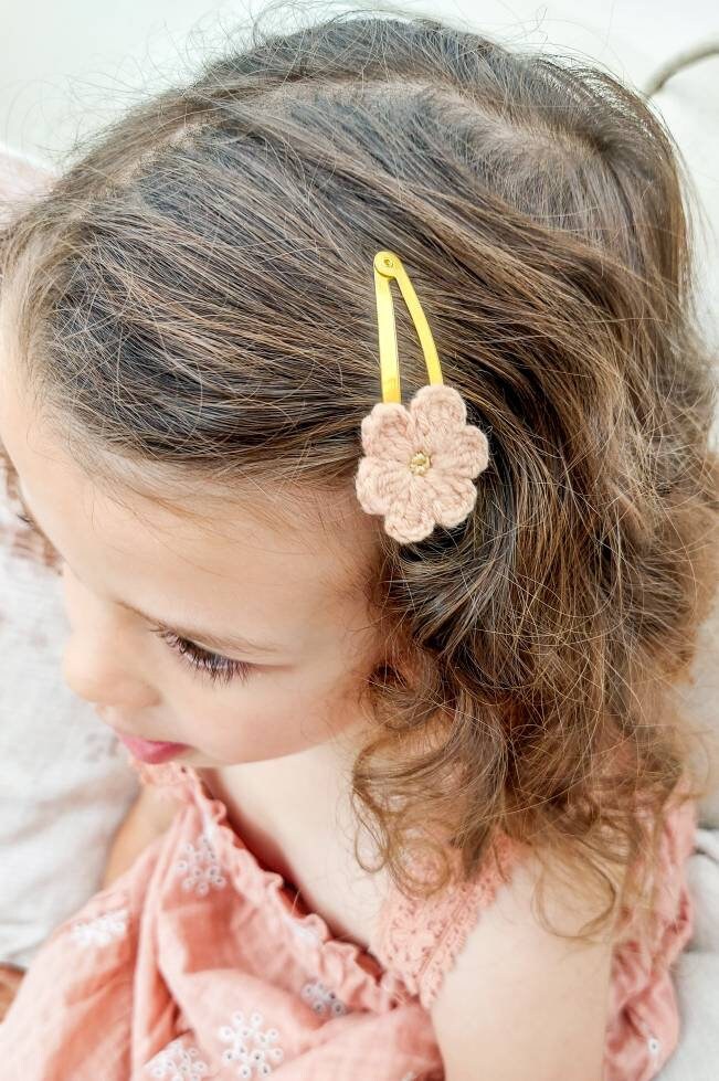 Flower Field Knitted Snap Clips