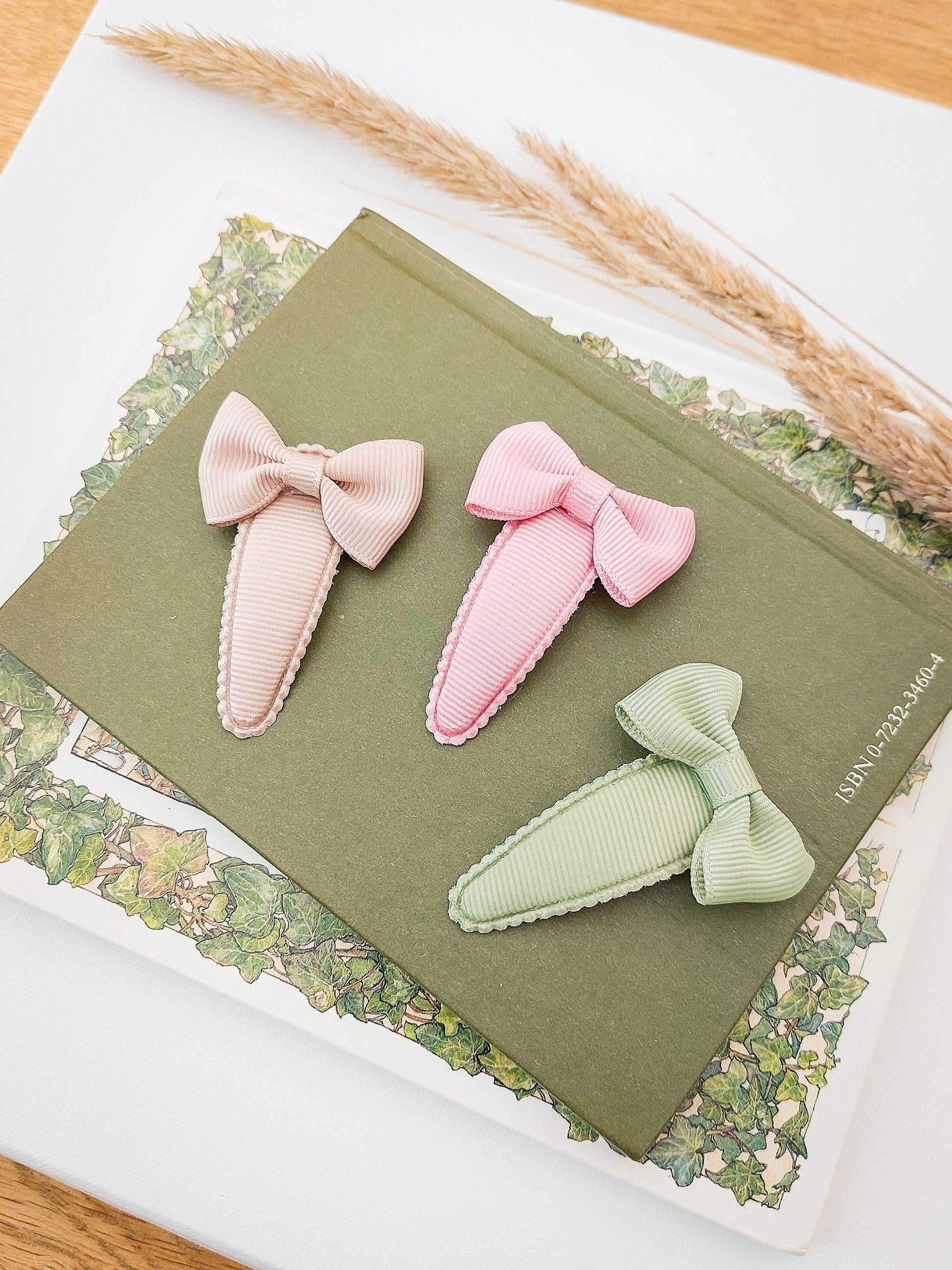 Girls Snap Clips, Baby Hair Clips, Bow Snap Clips, Baby Fringe Clips, Baby Snap Clips, Toddler Hair Clips, Gentle Hair Clips, Girls Bows