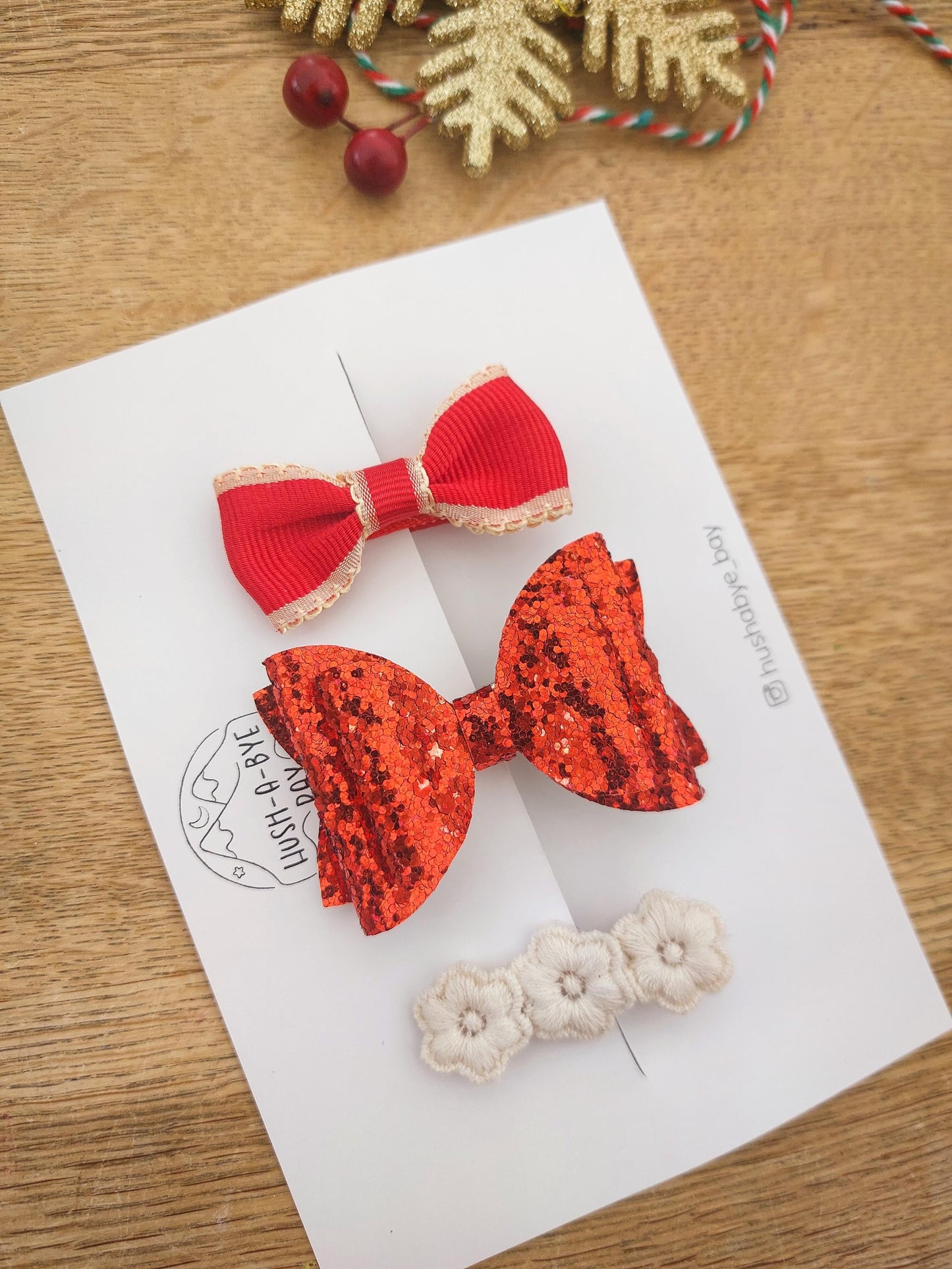 Christmas Hair Bows, Festive Hair Clips, Red Bows, Christmas Hair Accessories, Toddler Bows, Baby Hair Clip, Stocking Fillers, Girls Bows