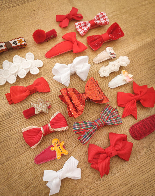 Christmas Hair Bows, Festive Hair Clips, Red Bows, Christmas Hair Accessories, Toddler Bows, Baby Hair Clip, Stocking Fillers, Girls Bows
