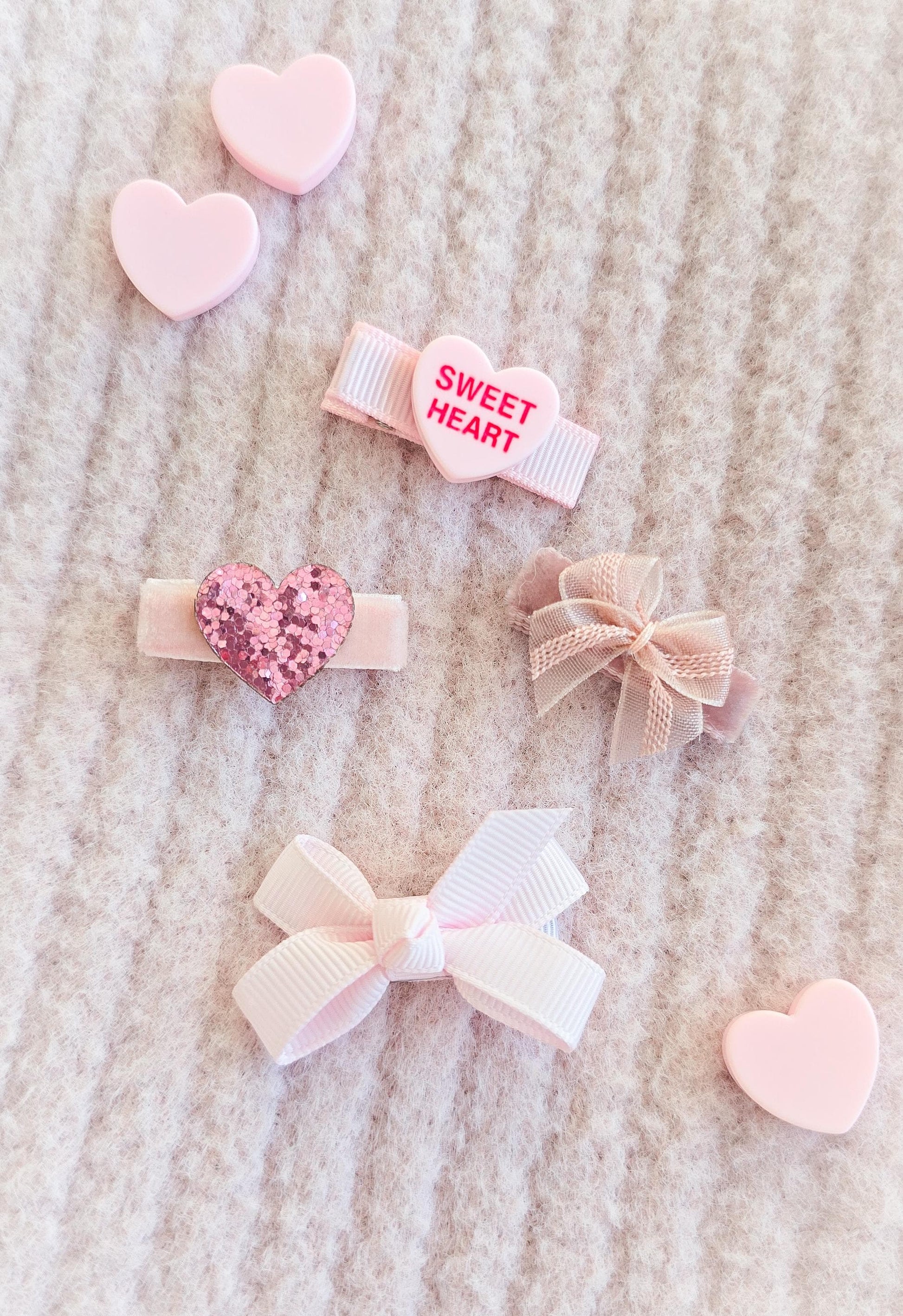 Valentines Hair Clip Set, Valentines gift for baby, Toddler Hair Clips, Baby Hair Clips, Girls Valentines Gift, Heart Hair Clips, Lovehearts