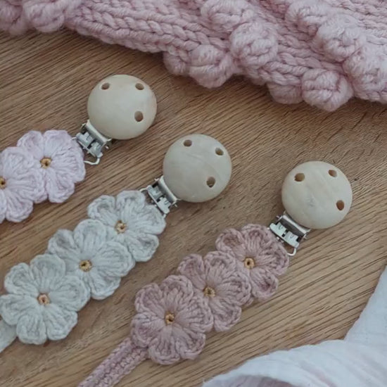 Dummy Clip, Pacifier Clip, Boho Dummy Clip, Neutral Dummy Clip, Pretty Dummy Clip, Dummy Chain, Dummy Holder, Occassion Dummy Clip, Flowers