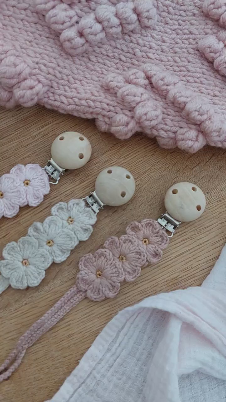 Dummy Clip, Pacifier Clip, Boho Dummy Clip, Neutral Dummy Clip, Pretty Dummy Clip, Dummy Chain, Dummy Holder, Occassion Dummy Clip, Flowers