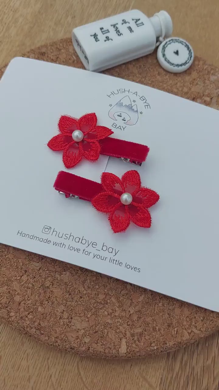 Christmas Hair Clips, Red Flower Hair Clips, Fringe Clips, Hair Clip, Festive Hair Clips, Toddler Hair Clips, Baby Hair Clips, Pearl Flower
